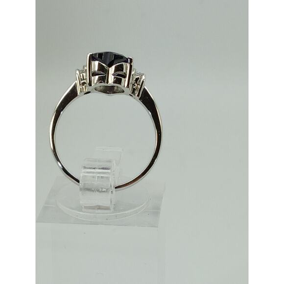 Vintage Ring Size 6 Silver Tone White Gold Plated Purple Sim Diamond CZ Heart - Picture 8 of 9